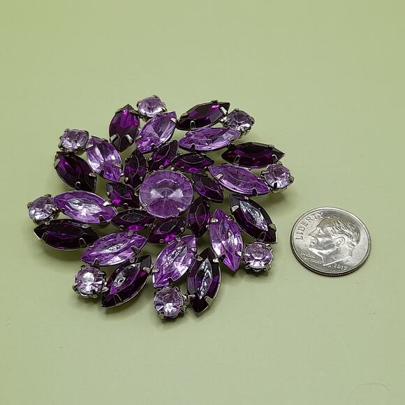 Vintage Purple Lavender Acrylic Rhinestone Brooch, 1990s, 2 1/4 Inches - Picture 8 of 10